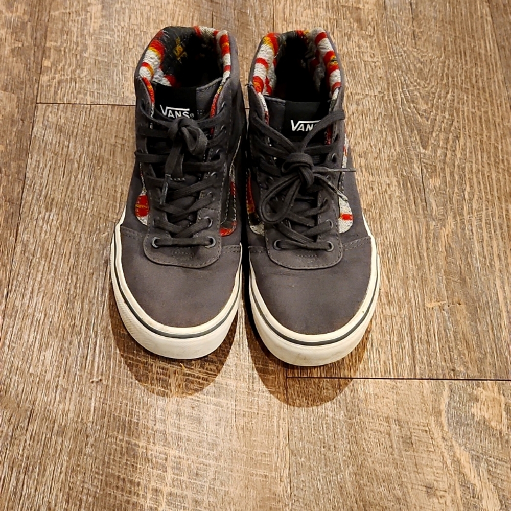 Vans gray